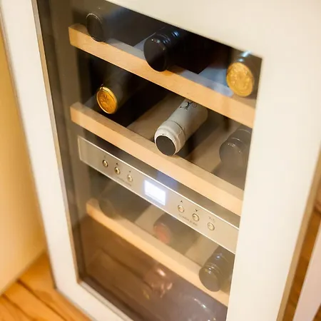 Secluded Escape Hilltop With Hot-tub - Two Bedroom With Hot-tub Villa *