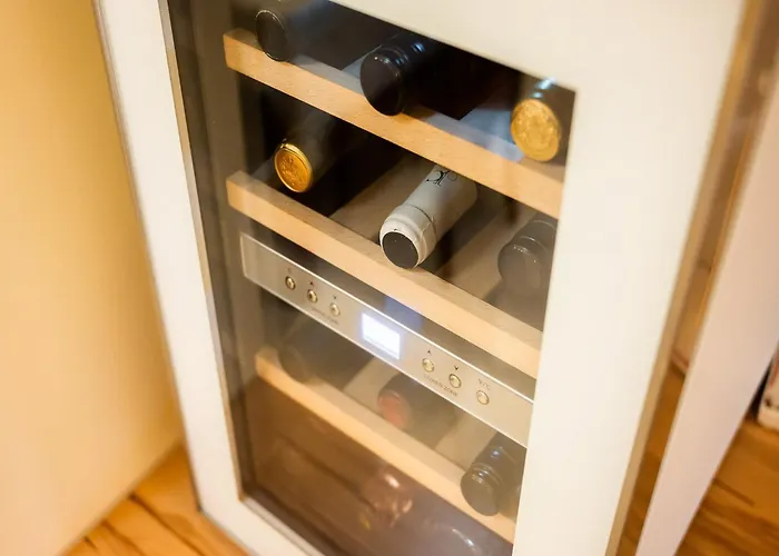 Secluded Escape Hilltop With Hot-tub - Two Bedroom With Hot-tub וילה *