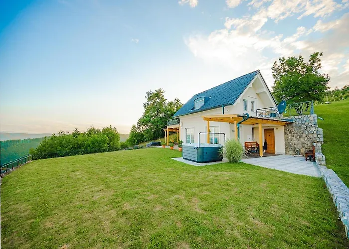 Secluded Escape Hilltop With Hot-tub - Two Bedroom With Hot-tub