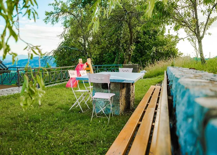 Villa Secluded Escape Hilltop With Hot-tub - Two Bedroom With Hot-tub